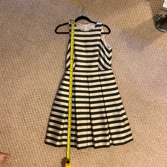 Lord and Taylor dress size 6 - Picture 8 of 17